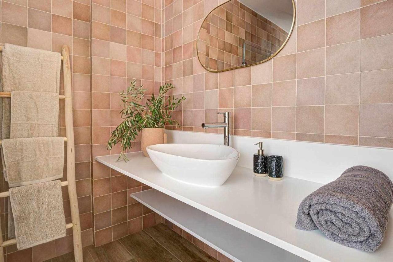 Jable Suites Apartamentos De Lujo En El Centro Corralejo Buitenkant foto