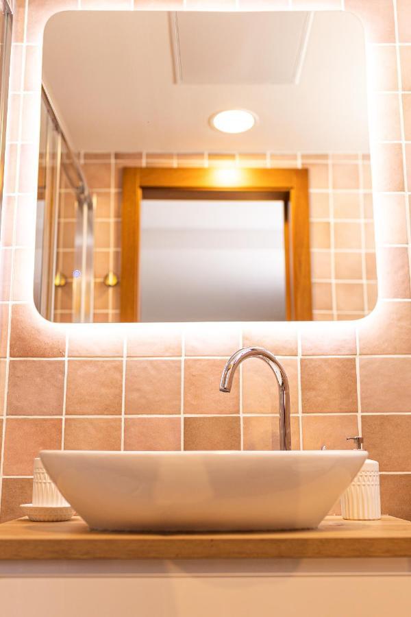 Jable Suites Apartamentos De Lujo En El Centro Corralejo Buitenkant foto