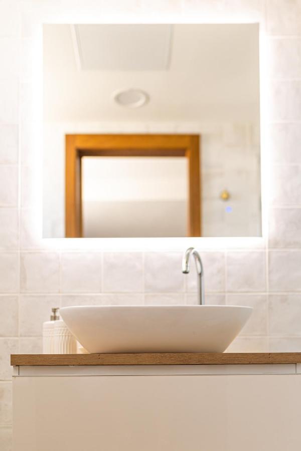 Jable Suites Apartamentos De Lujo En El Centro Corralejo Buitenkant foto