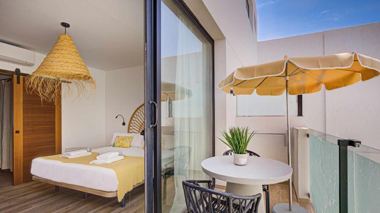 Jable Suites Apartamentos De Lujo En El Centro Corralejo Buitenkant foto